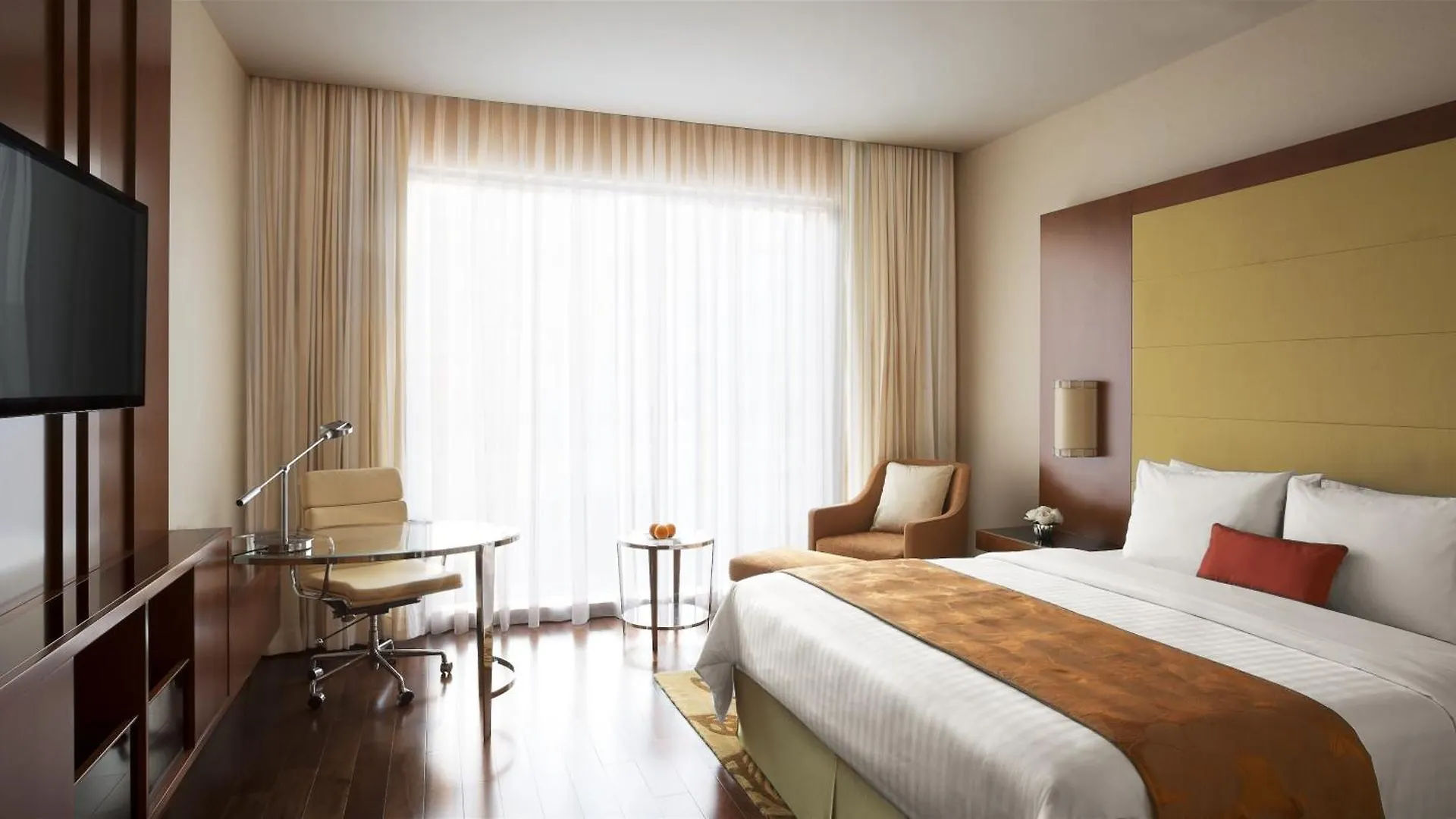Courtyard By Marriott Kochi Airport Hotel Nedumbassery 5*,
