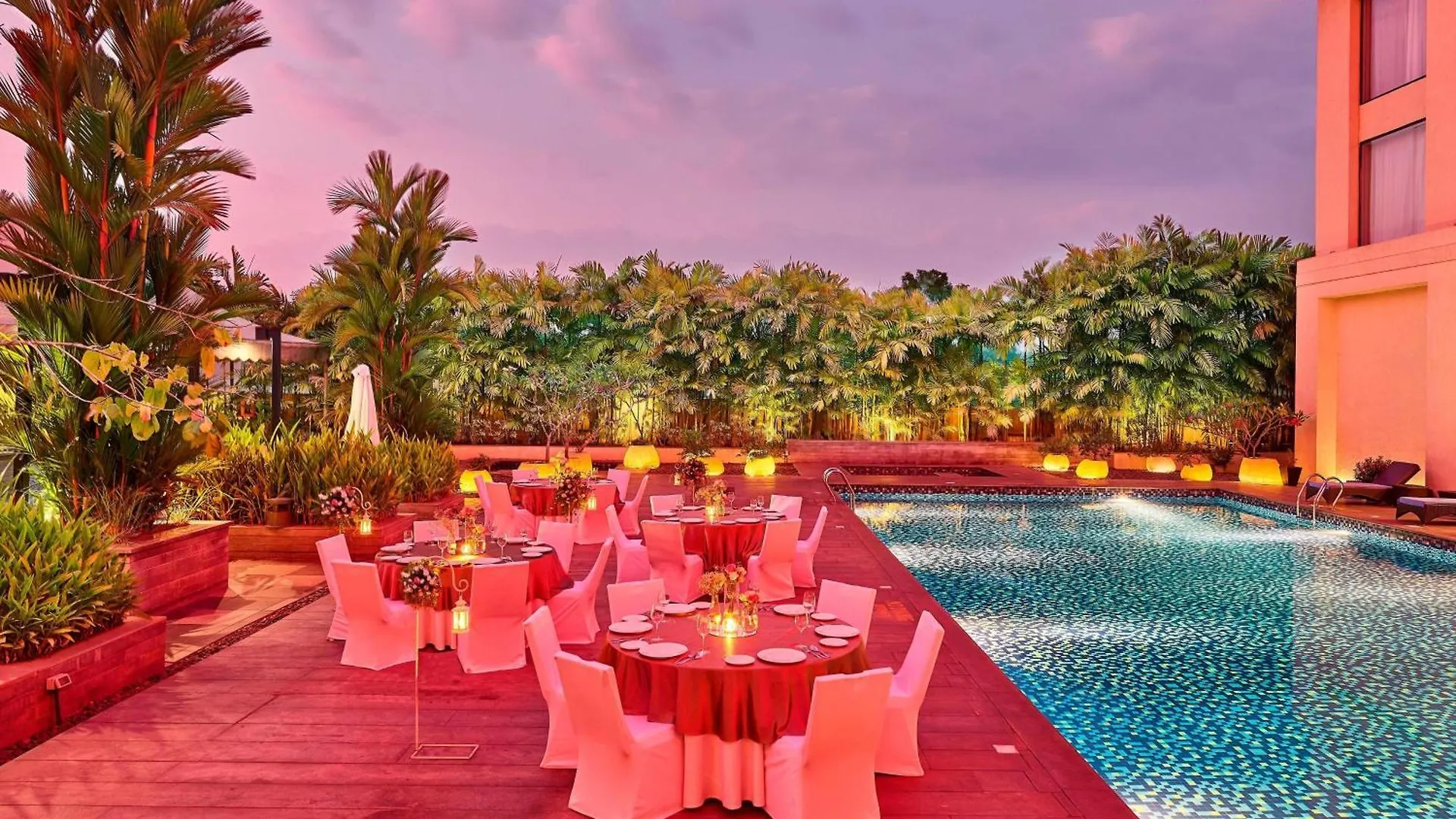 Courtyard By Marriott Kochi Airport Hotel Nedumbassery India